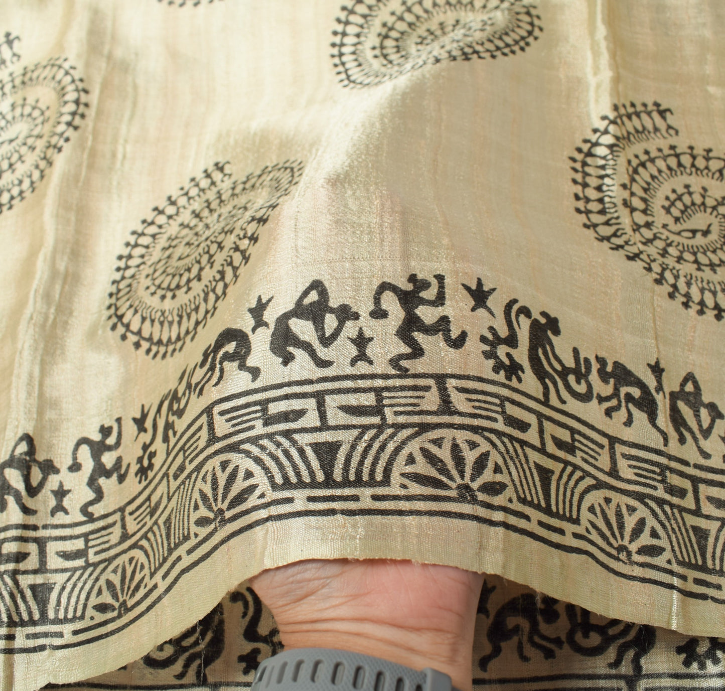 Sushila Vintage Pure Rayon Dupatta Warli Printed Cream Handmade Long Stole Wrap
