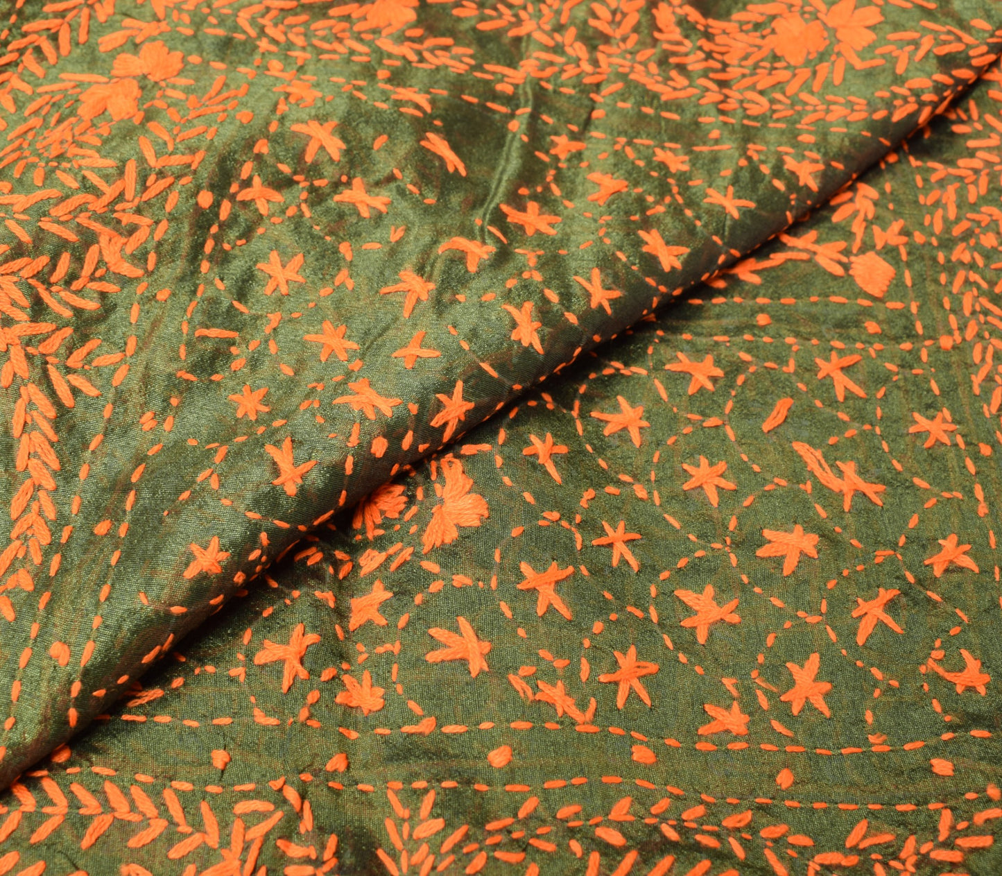 Sushila Vintage Heavy OOAK Dupatta Art Silk Handmade Phulkari Green Long Stole