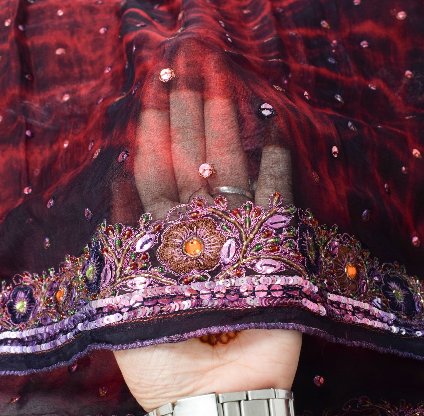 Sushila Vintage Tie-Dye Red Black Dupatta Pure Chiffon Silk Hand Work Long Stole