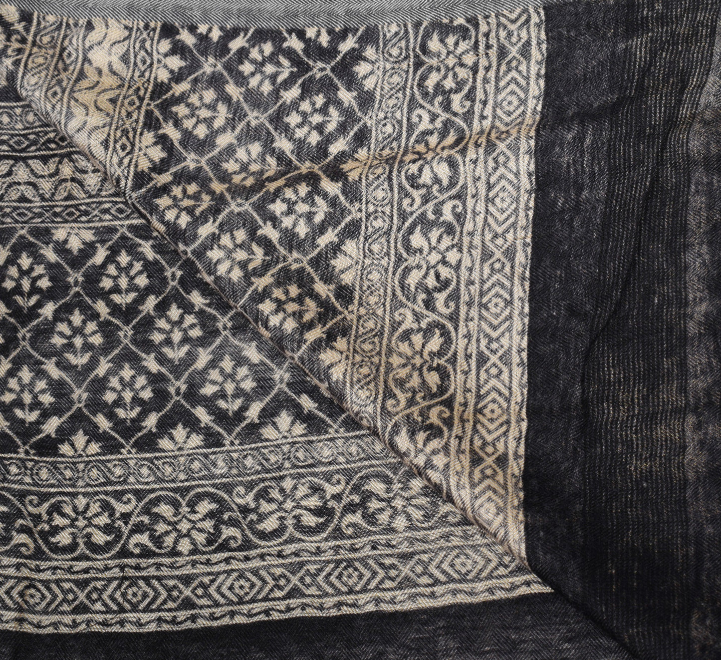 Sushila Vintage Floral Black Dupatta Printed Pure Woolen Shawl Soft Long Stole