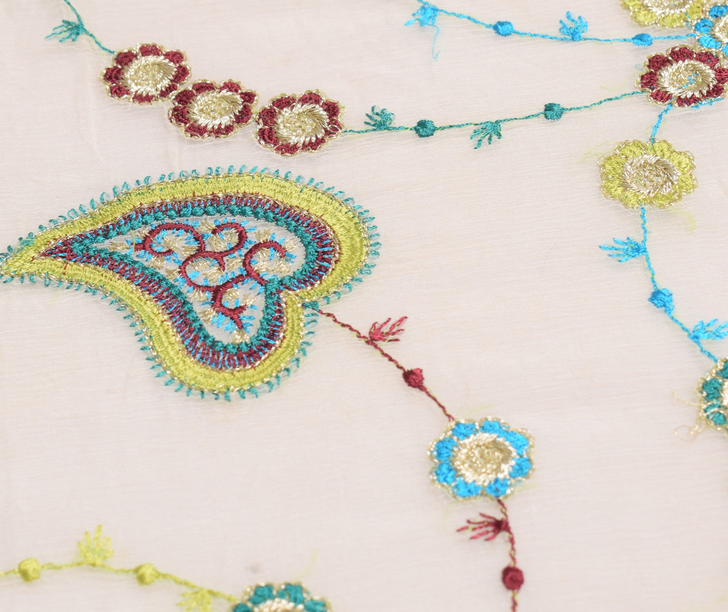 Sushila Vintage White Floral Dupatta Pure Chiffon Embroidered Indian Long Stole