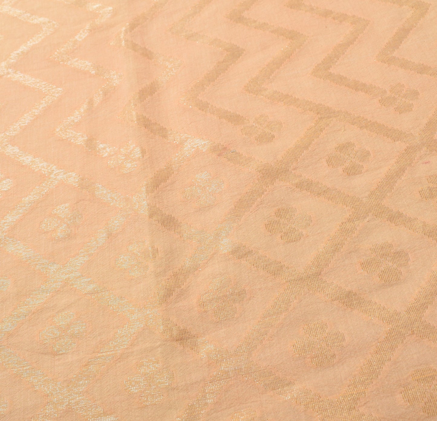 Sushila Vintage Woven Zari Brocade Dupatta Peach Art Silk Zif-Zag Long Stole