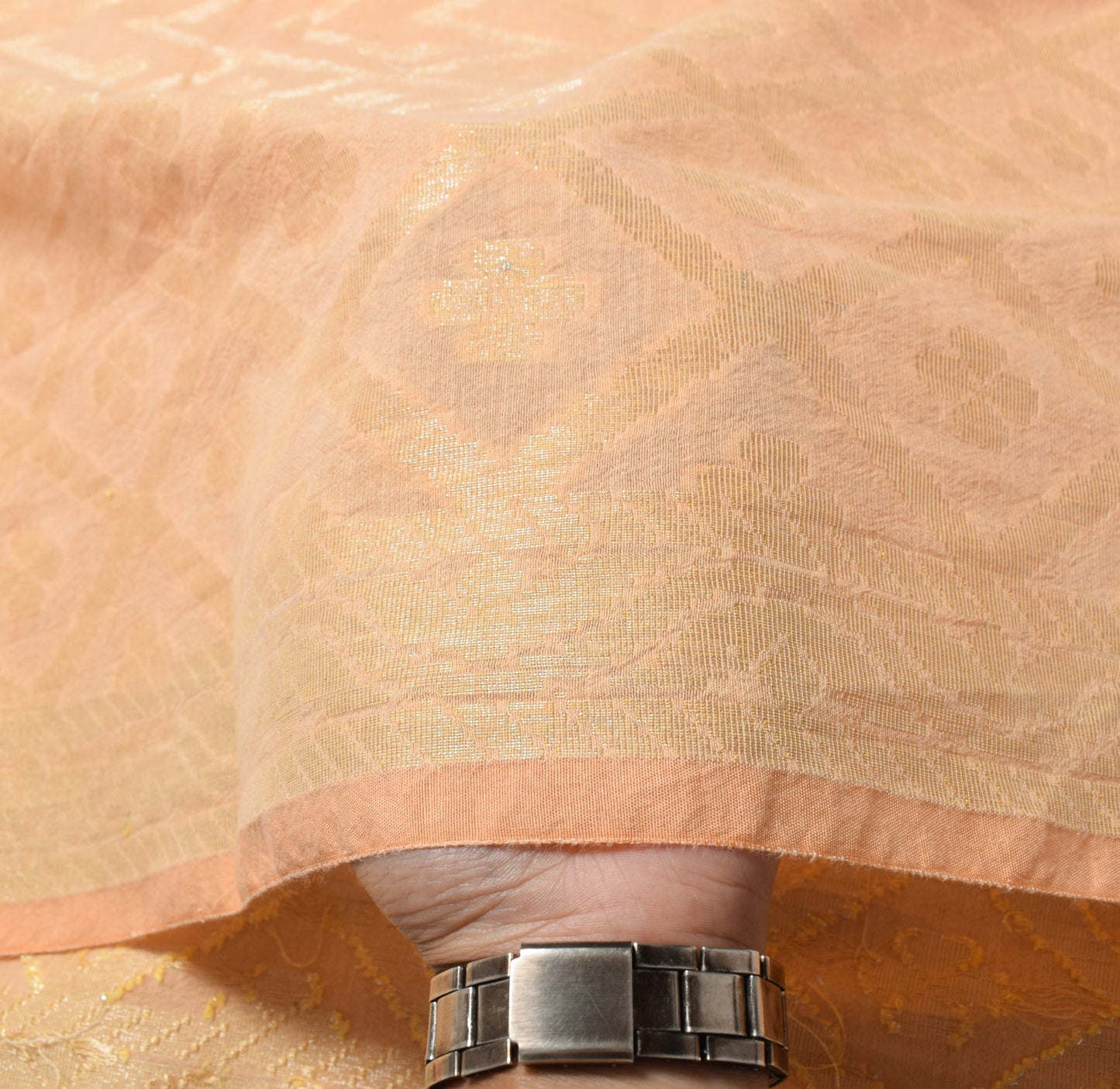 Sushila Vintage Woven Zari Brocade Dupatta Peach Art Silk Zif-Zag Long Stole