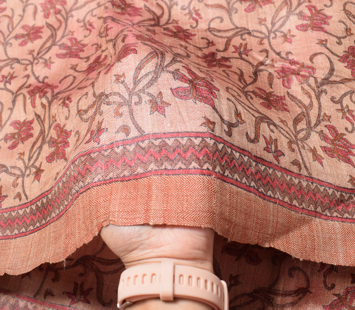 Sushila Vintage Pure Woolen Dupatta Cream Pink Dual Tone Hand Block Long Stole