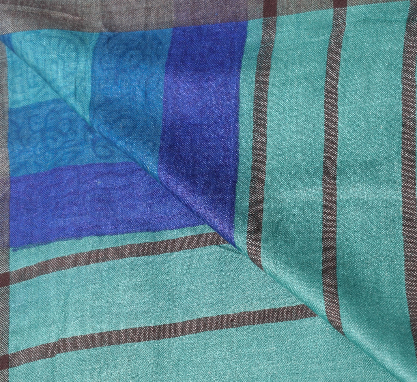 Sushila Vintage Pure Woolen Dupatta Aqua Green Paisley Printed Soft Long Stole