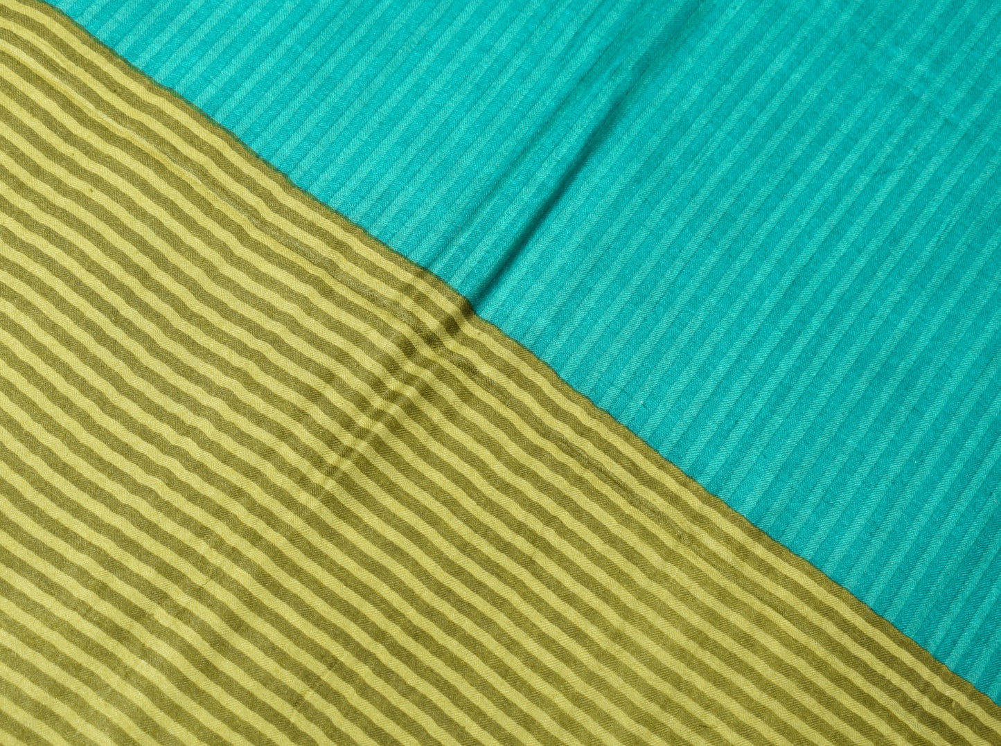 Sushila Vintage Stripes Printed Dupatta Pure Woolen Soft Hand Printed Long Stole