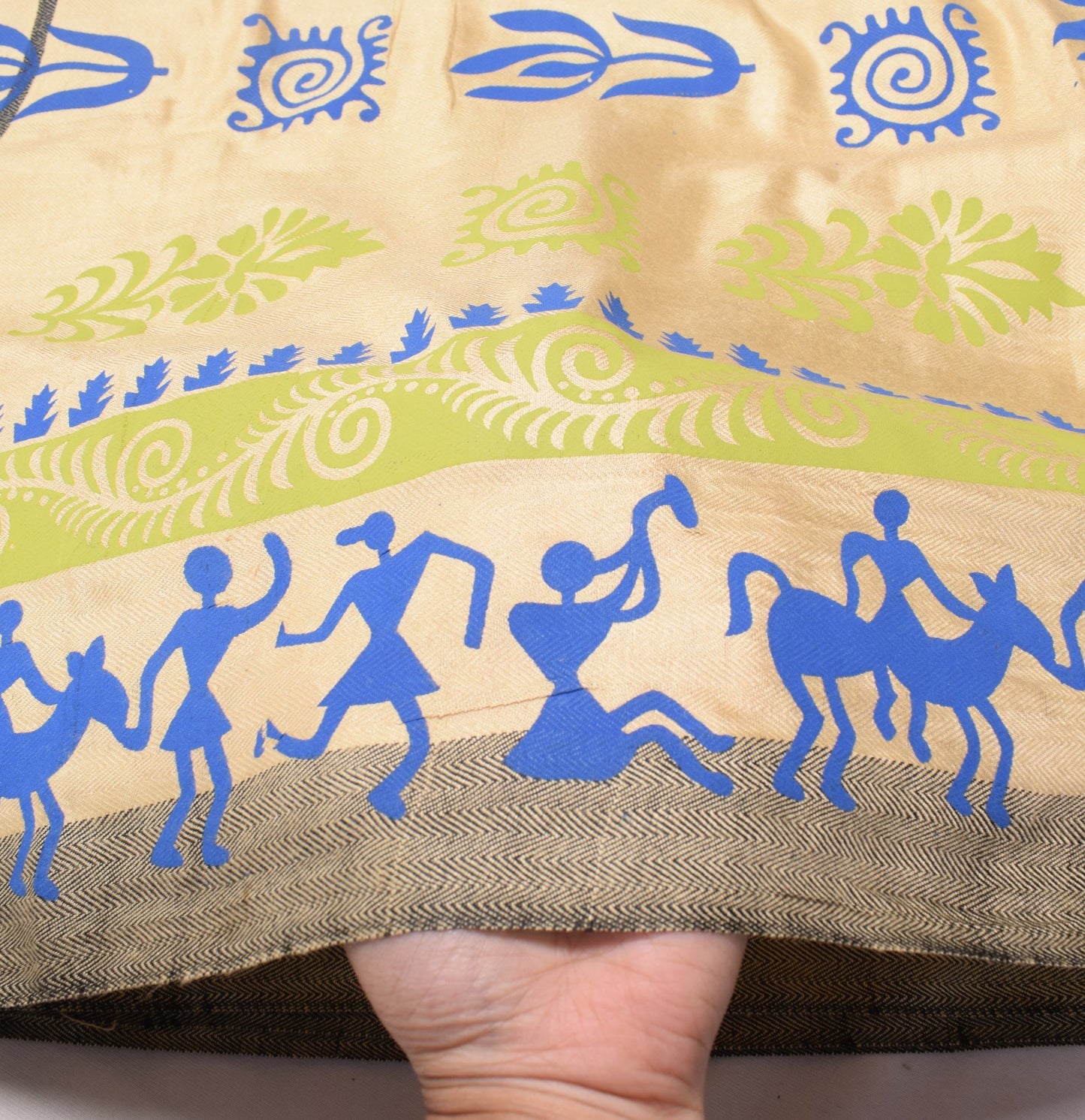 Sushila Vintage Pure Woolen Beige Dupatta Warli Printed Soft Warm LongStole Veil