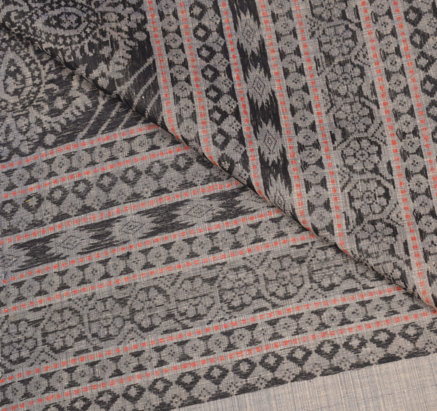 Sushila Vintage Cream Blue Dual Toned Dupatta Pure Cotton Hand Woven Long Stole