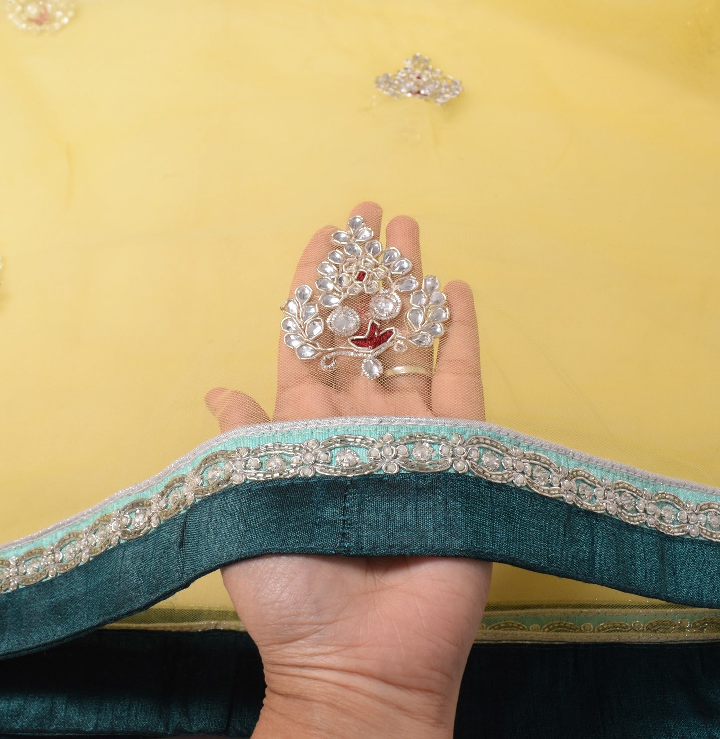 Sushila Vintage Polki Kundan Embroidered Dupatta Yellow Net Floral Long Stole