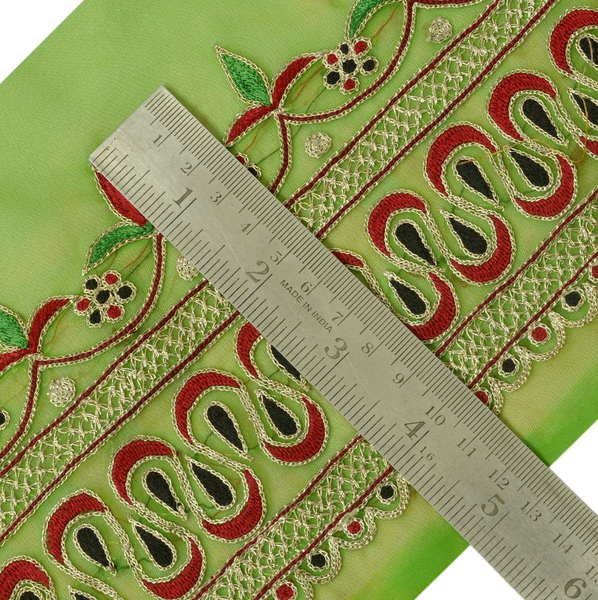 Antique Vintage Sari Border Indian Craft Trim Embroidered Green Lace Ribbon