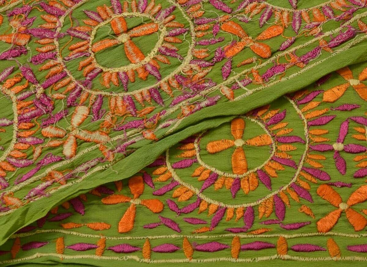 Antique Vintage Sari Border Indian Craft Trim Embroidered Green Lace Ribbon