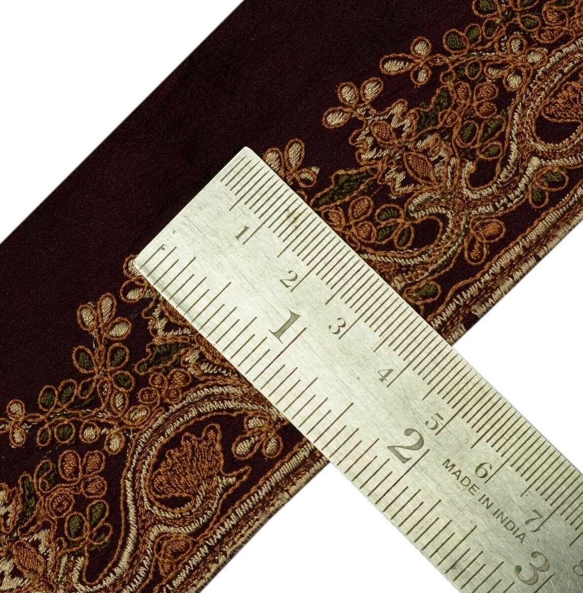 Vintage Saree Border Indian Craft Trim Floral Embroidered Purple Ribbon Lace