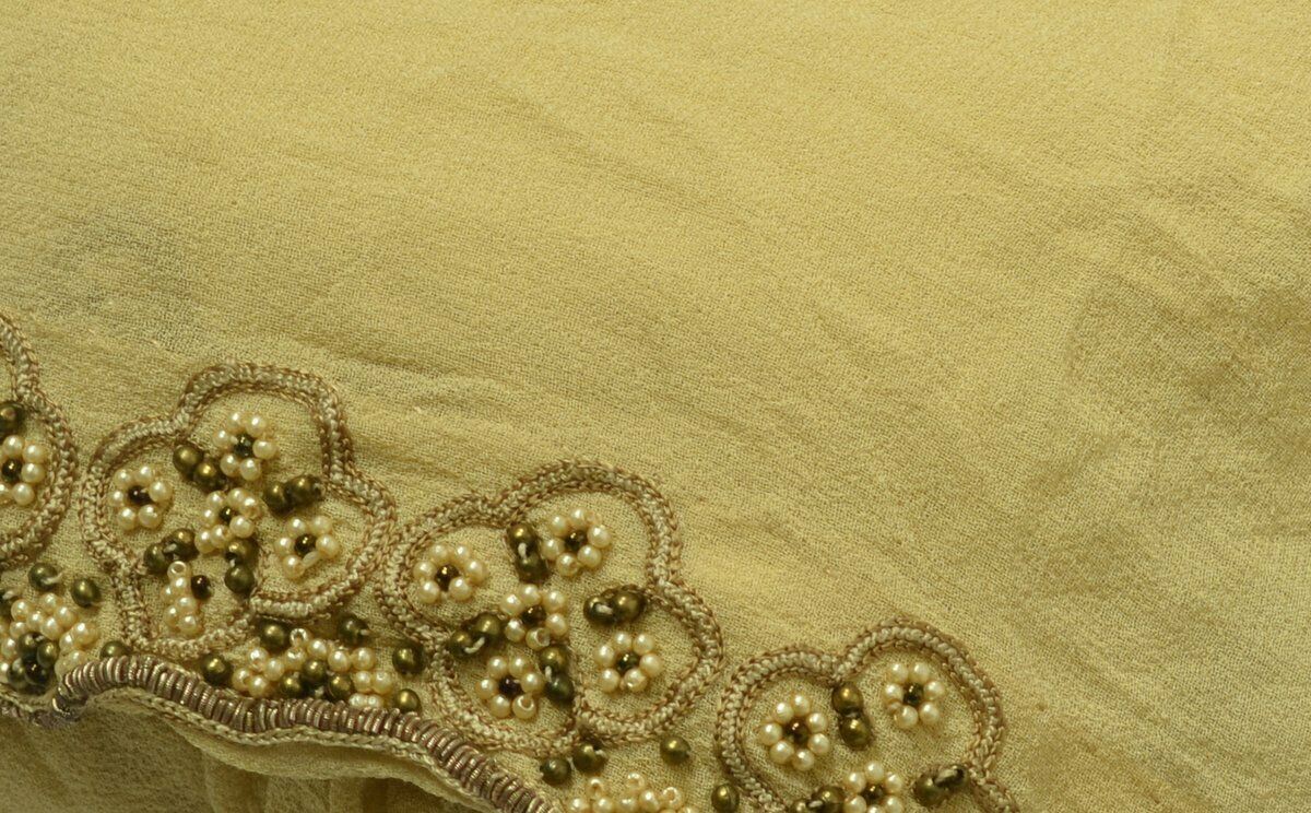 Antique Vintage Saree Border Indian Craft Trim Hand Beaded Cream Ribbon Lace