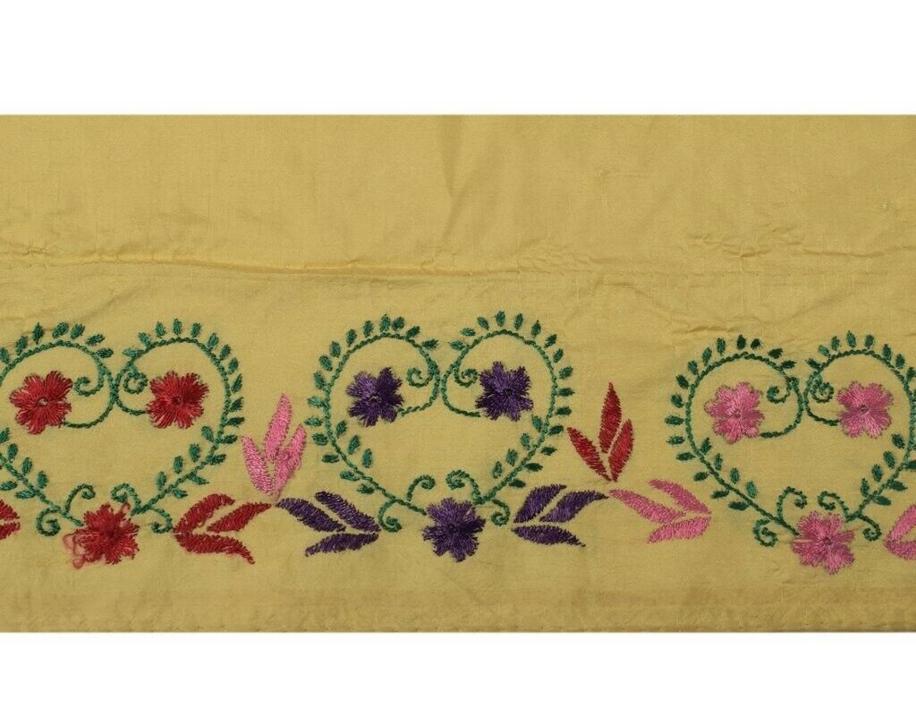 2.25" W Vintage Sari Border Indian Craft Sewing Trim Embroidered Ribbon Lace