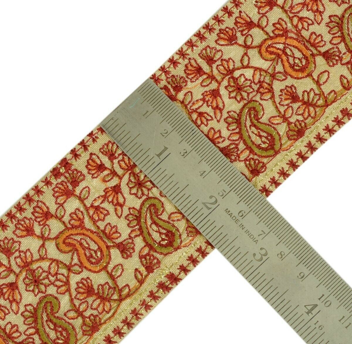 Vintage Sari Border Indian Craft Trim Antique Embroidered Ribbon Lace Cream