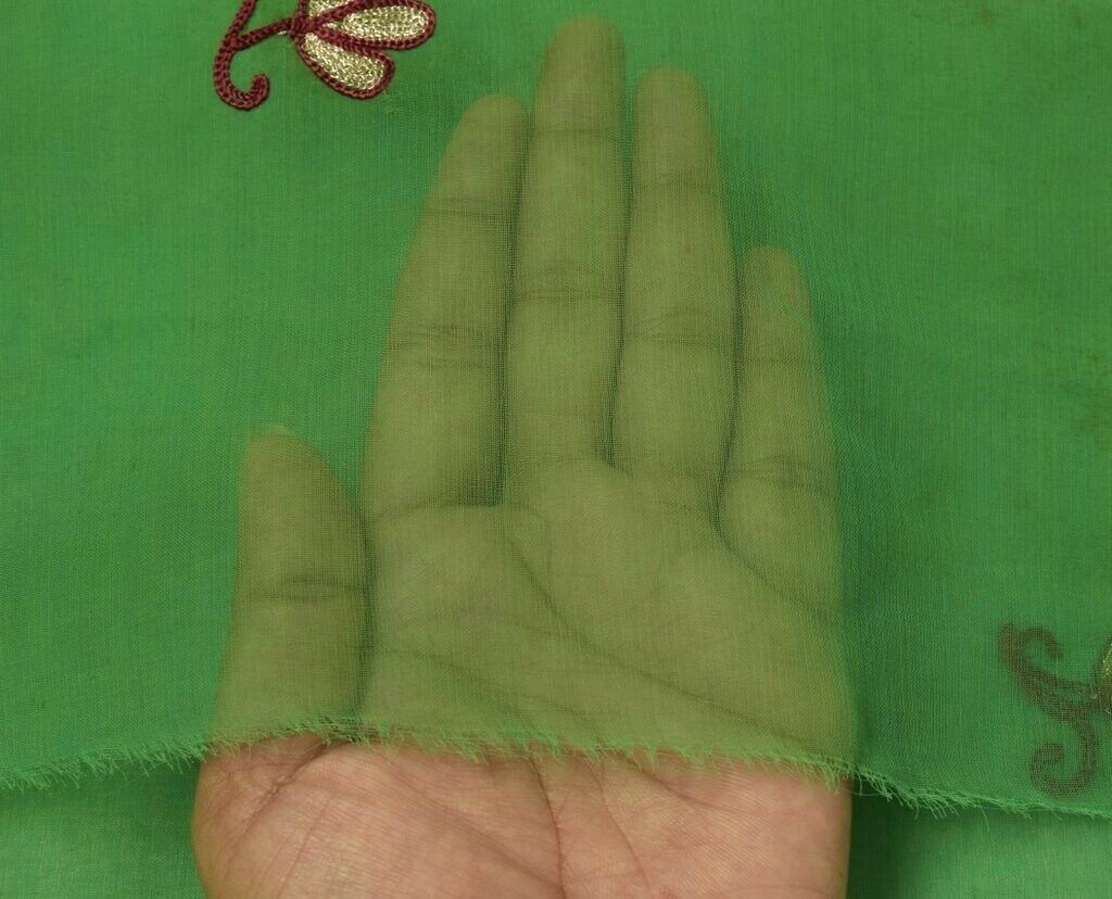 Indian Art Silk Vintage Sari Remnant Scrap Fabric for Sewing Craft Green