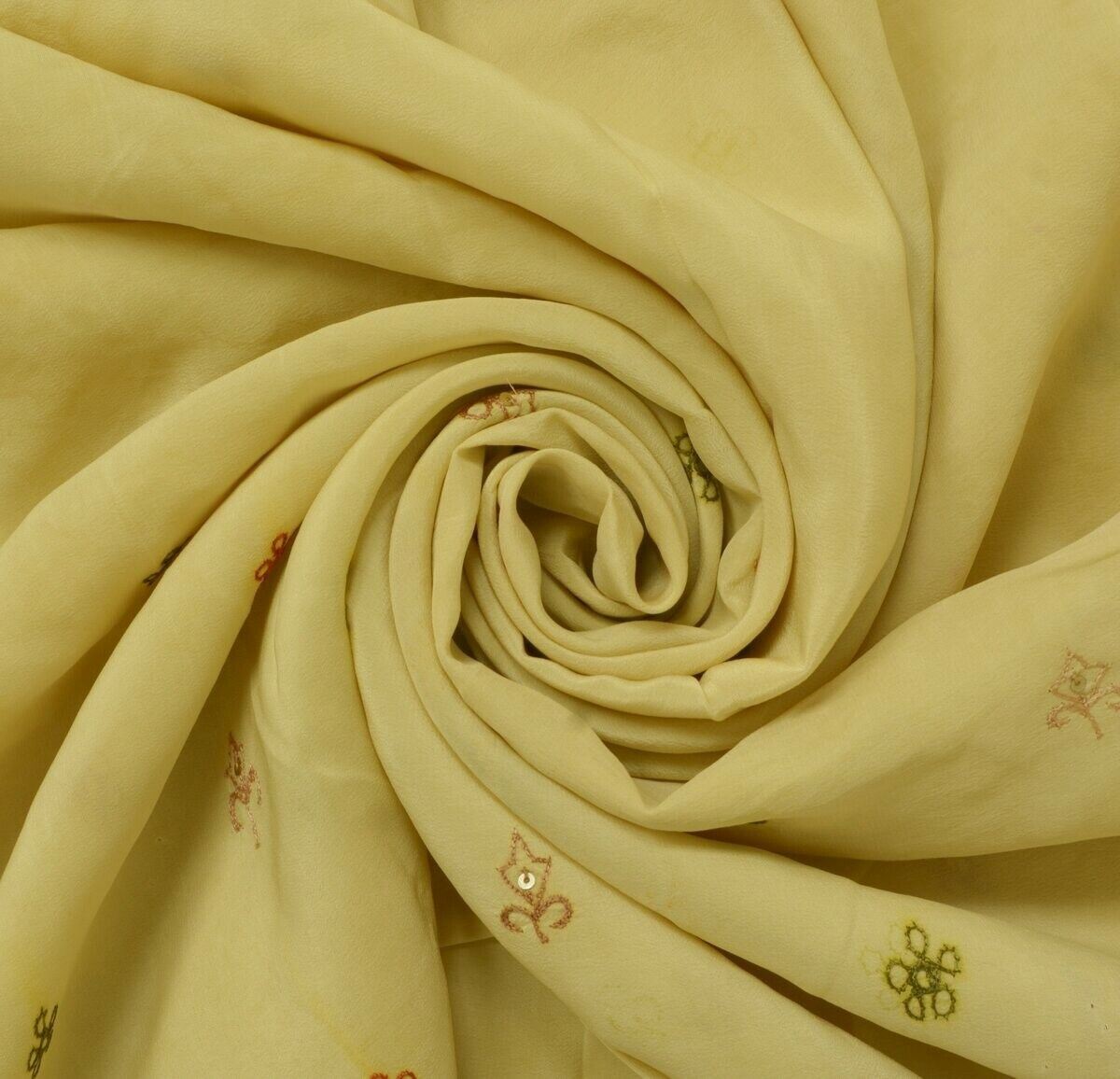 100% Pure Crepe Silk Cream Vintage Sari Remnant Scrap Fabric for Sewing Craft