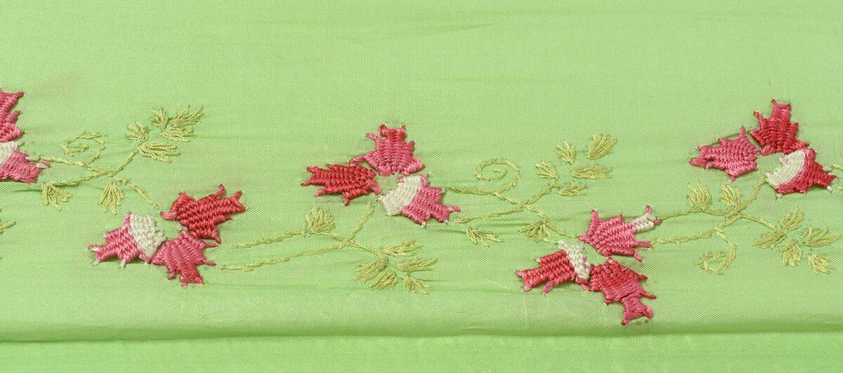 Vintage Saree Border Indian Craft Trim Antique Hand Embroidered Ribbon Lace