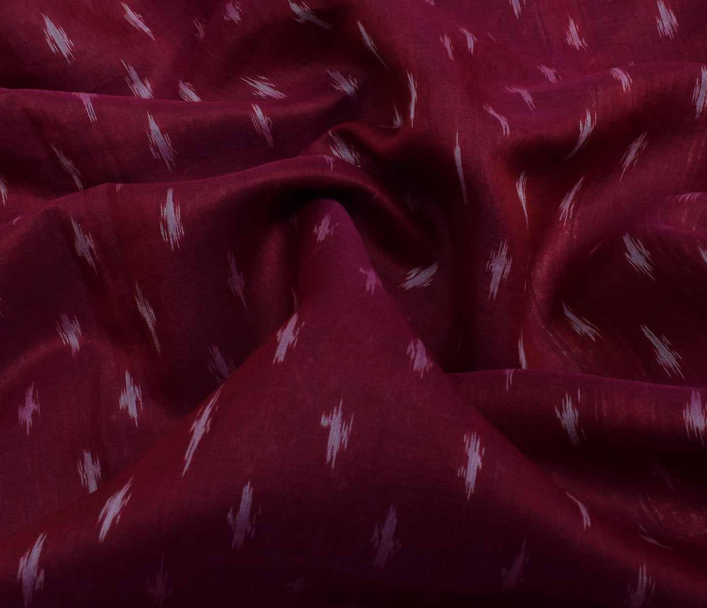 Sushila Vintage Maroon Scrap Saree 100% Pure Silk Woven Sari Craft 5 Yard Fabric