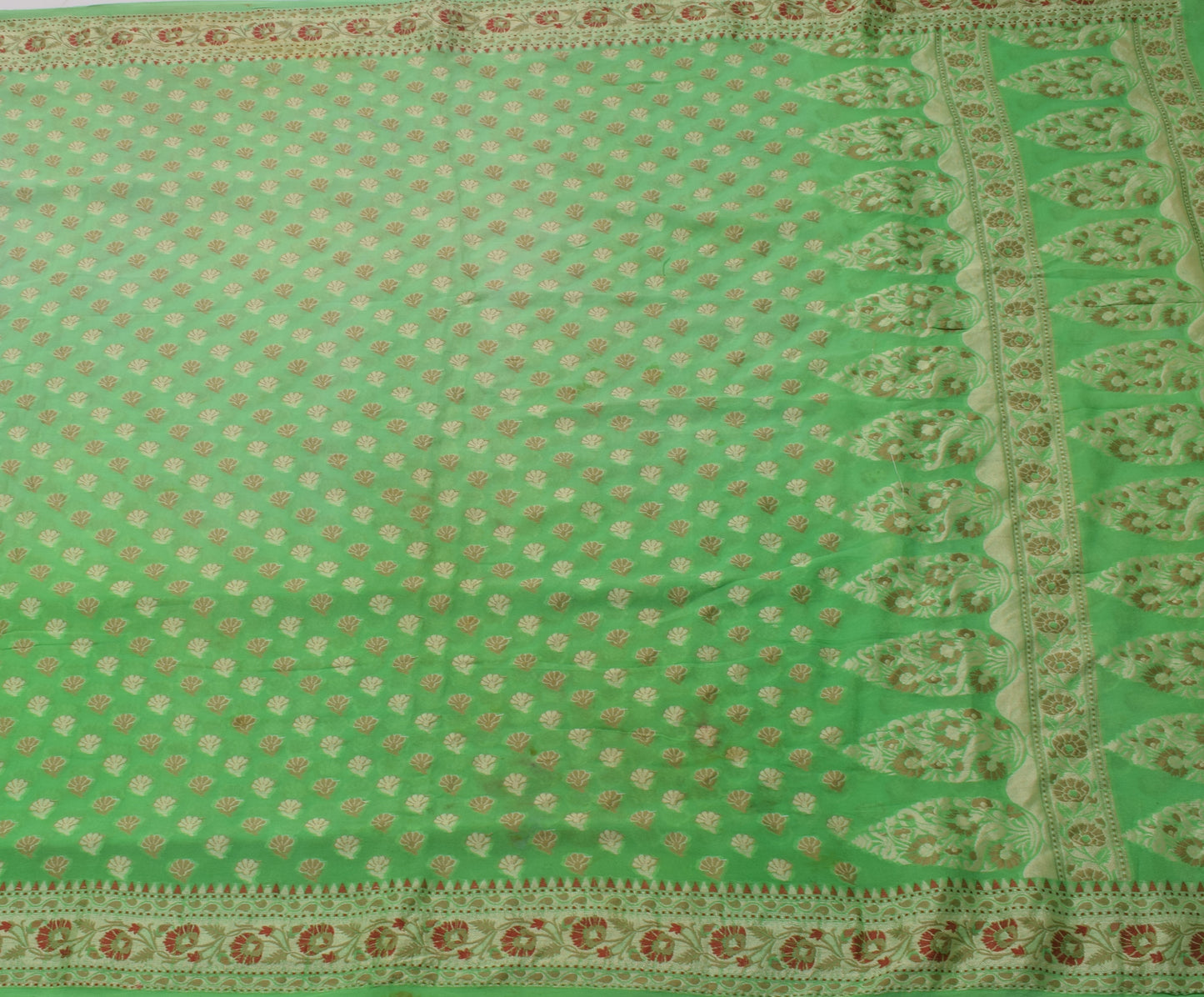 Sushila Vintage Green Scrap Saree Pure Georgette Woven Floral Sari 5 Yard Fabric