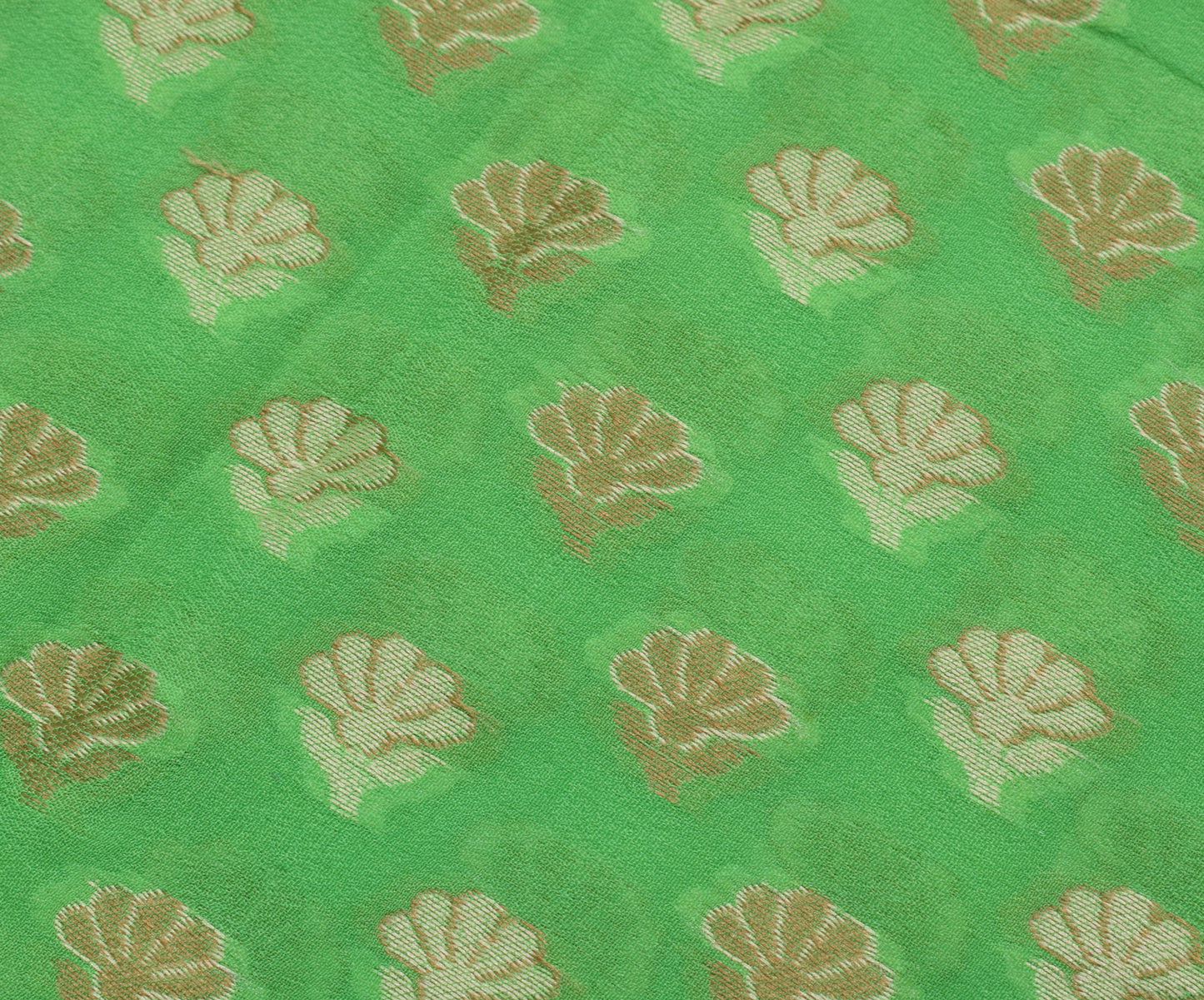 Sushila Vintage Green Scrap Saree Pure Georgette Woven Floral Sari 5 Yard Fabric