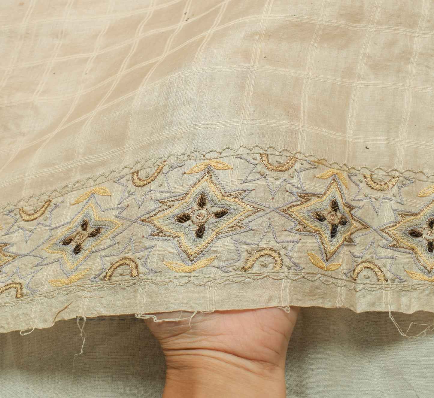 Sushila Vintage Cream Scrap Saree 100% Pure Silk Checks Embroidered Sari Fabric
