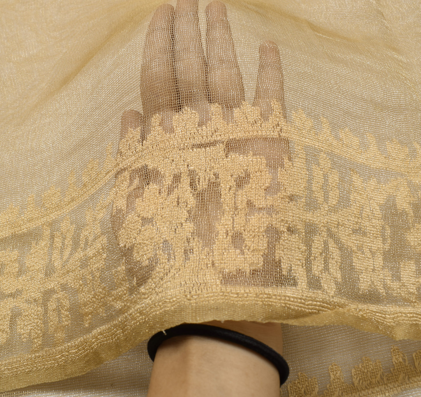 Sushila Vintage Indian Scrap Saree Net Mesh Woven Sari Craft Fabric