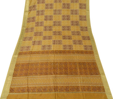 Sushila Vintage Cream Scrap Sari 100% Pure Silk Printed Paisley Craft Fabric