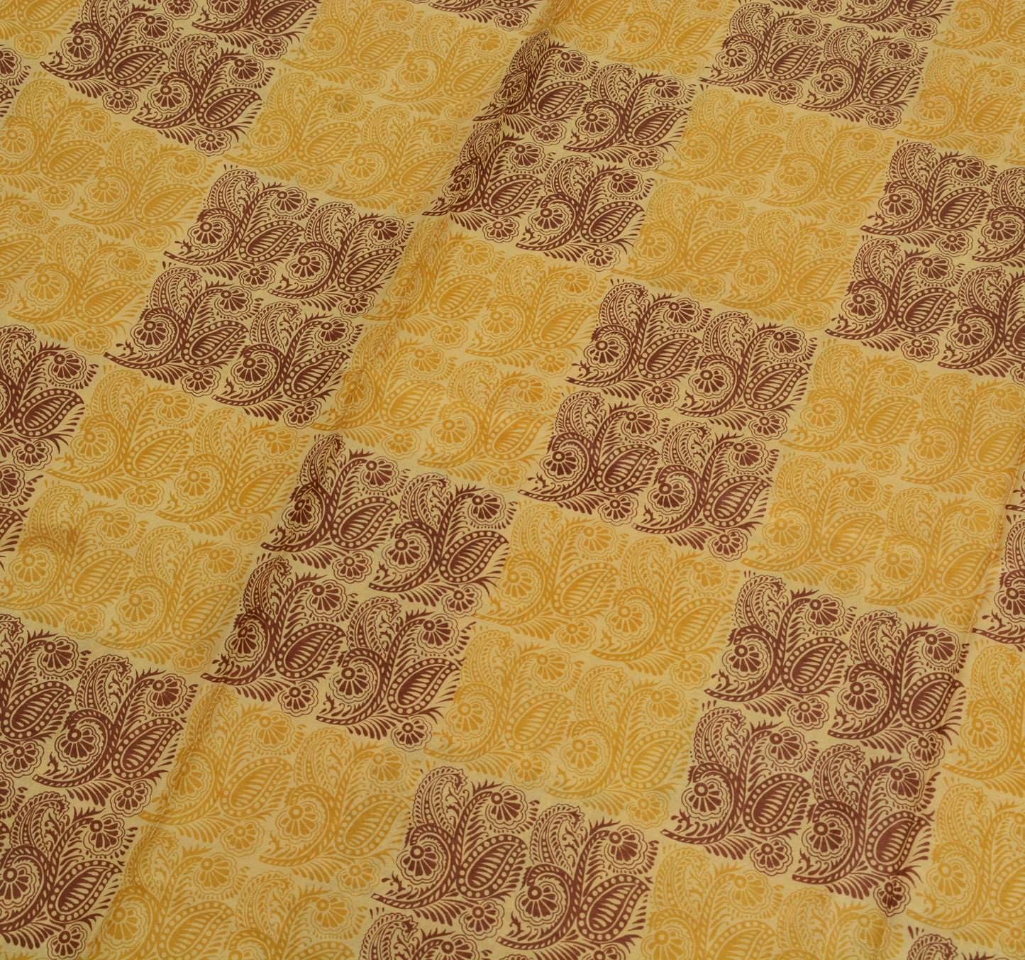 Sushila Vintage Cream Scrap Sari 100% Pure Silk Printed Paisley Craft Fabric