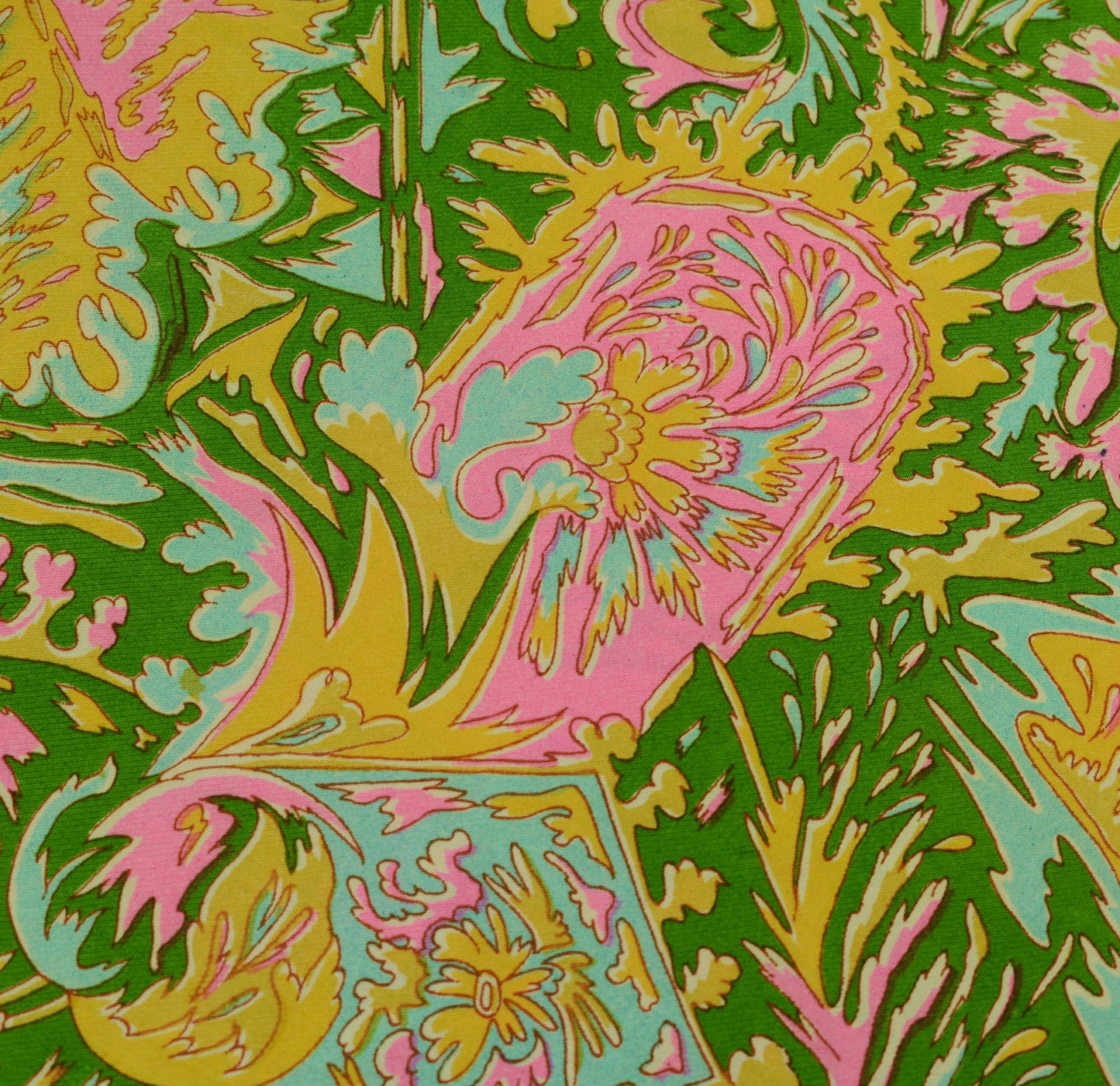 Sushila Vintage Green Scrap Saree 100% Pure Silk Printed Floral Sari Fabric