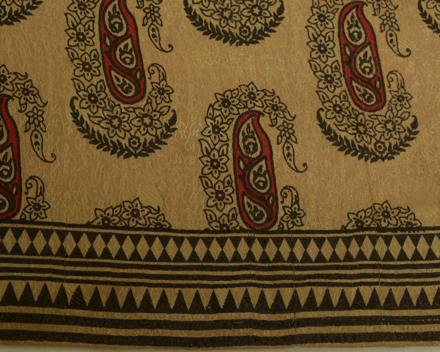 Sushila Vintage Brown Scrap Craf Sari 100% Pure Silk Printed Paisley Sari Fabric