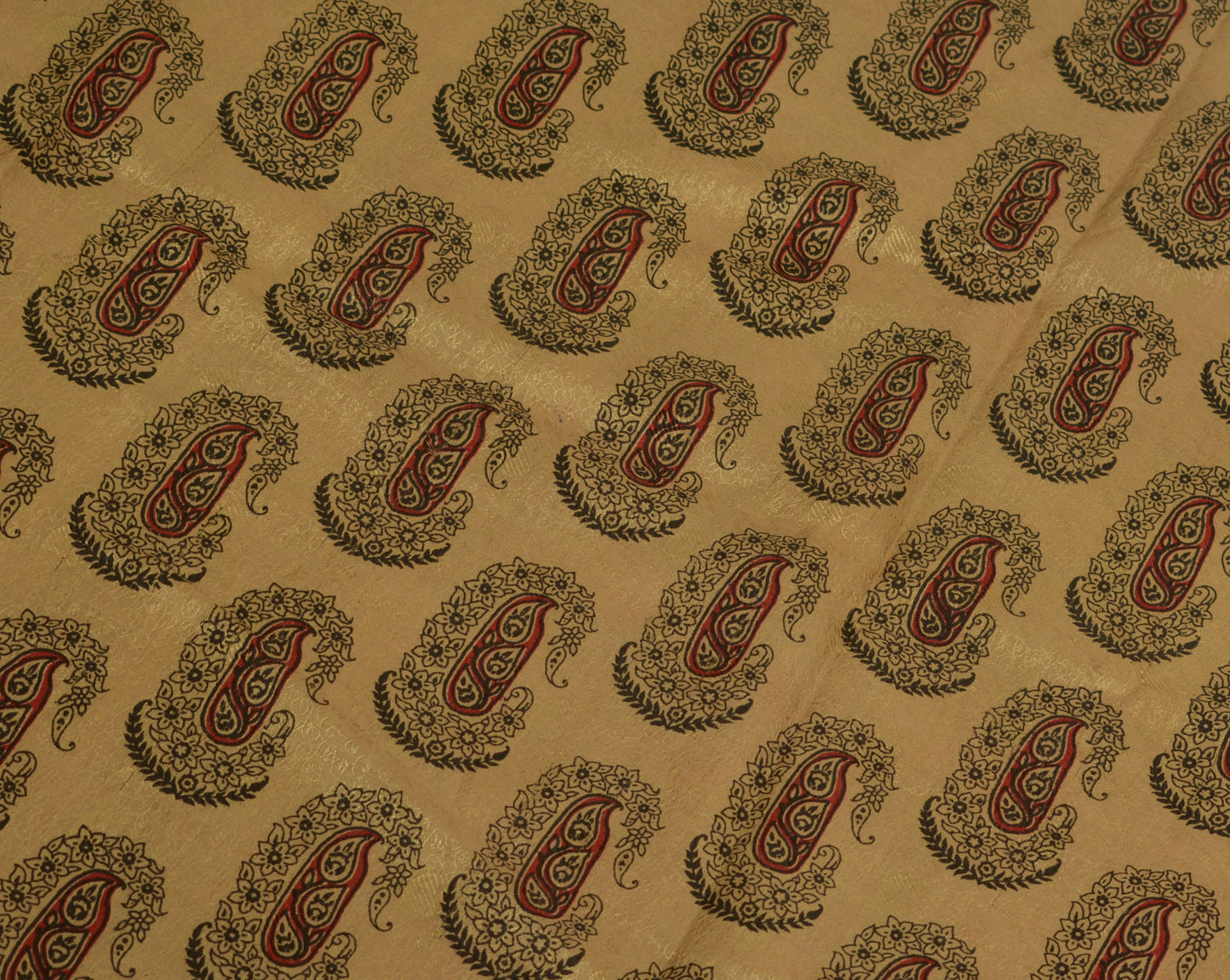 Sushila Vintage Brown Scrap Craf Sari 100% Pure Silk Printed Paisley Sari Fabric