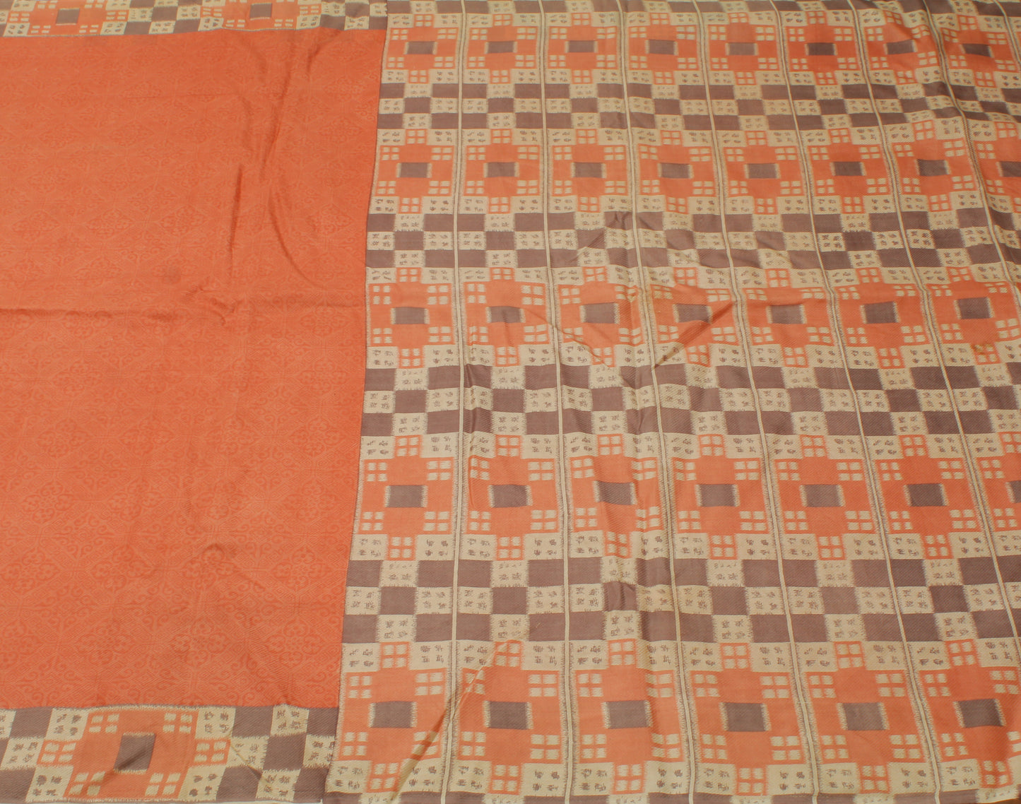 Sushila Vintage Peach Scrap Saree 100% Pure Silk Printed Floral Sari Fabric