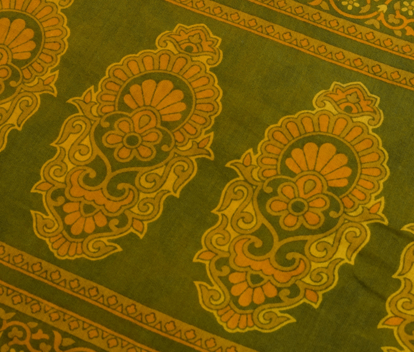 Sushila Vintage Green Scrap Saree 100% Pure Cotton Printed Floral Sari Fabric
