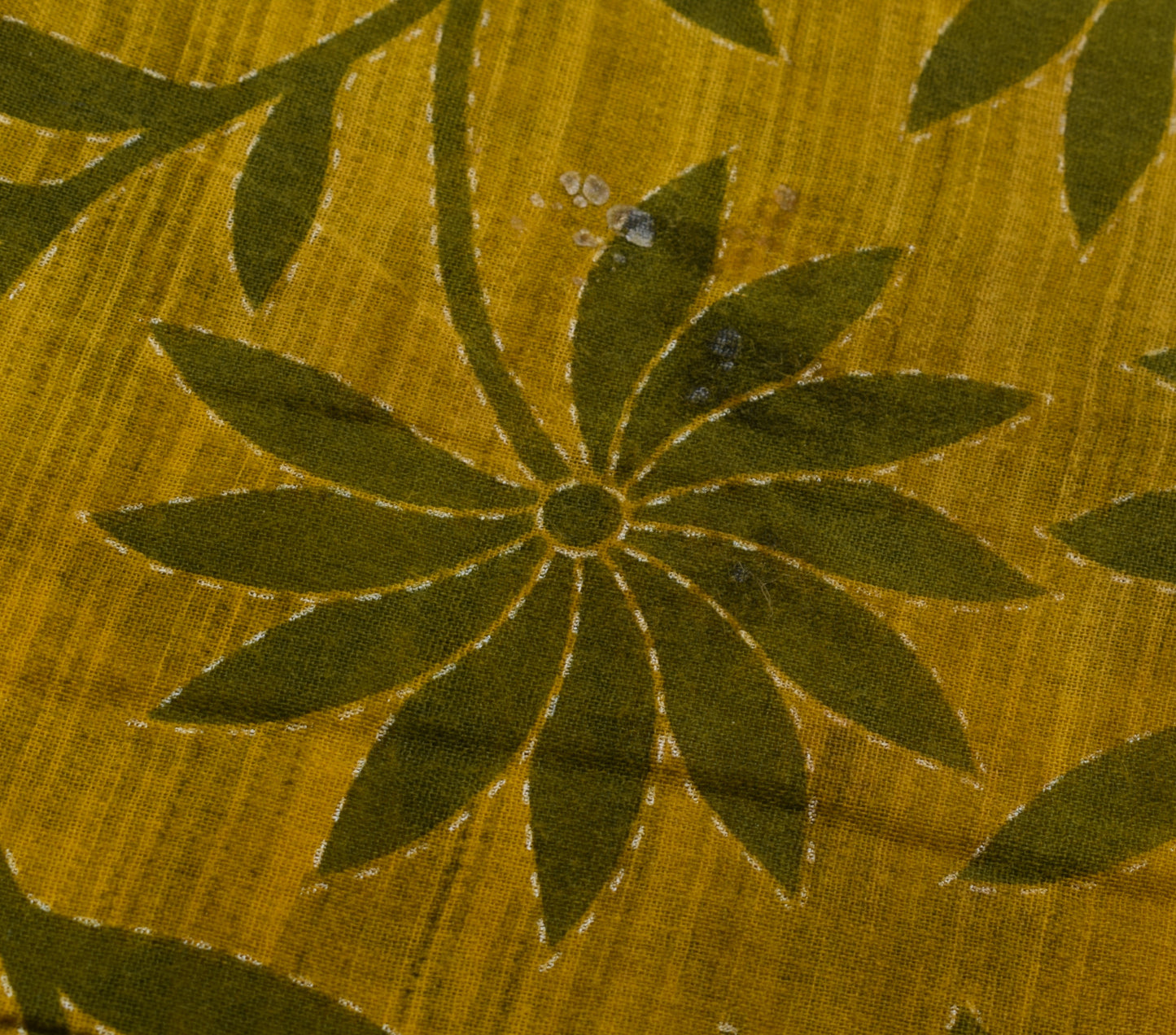 Sushila Vintage Green Scrap Saree 100% Pure Cotton Printed Floral Sari Fabric
