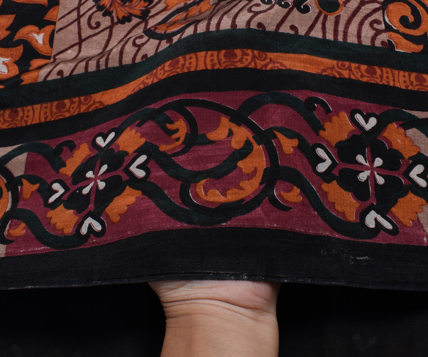 Sushila Vintage Indian Scrap Saree Blend Silk Printed Paisley Sari 5 YD Fabric