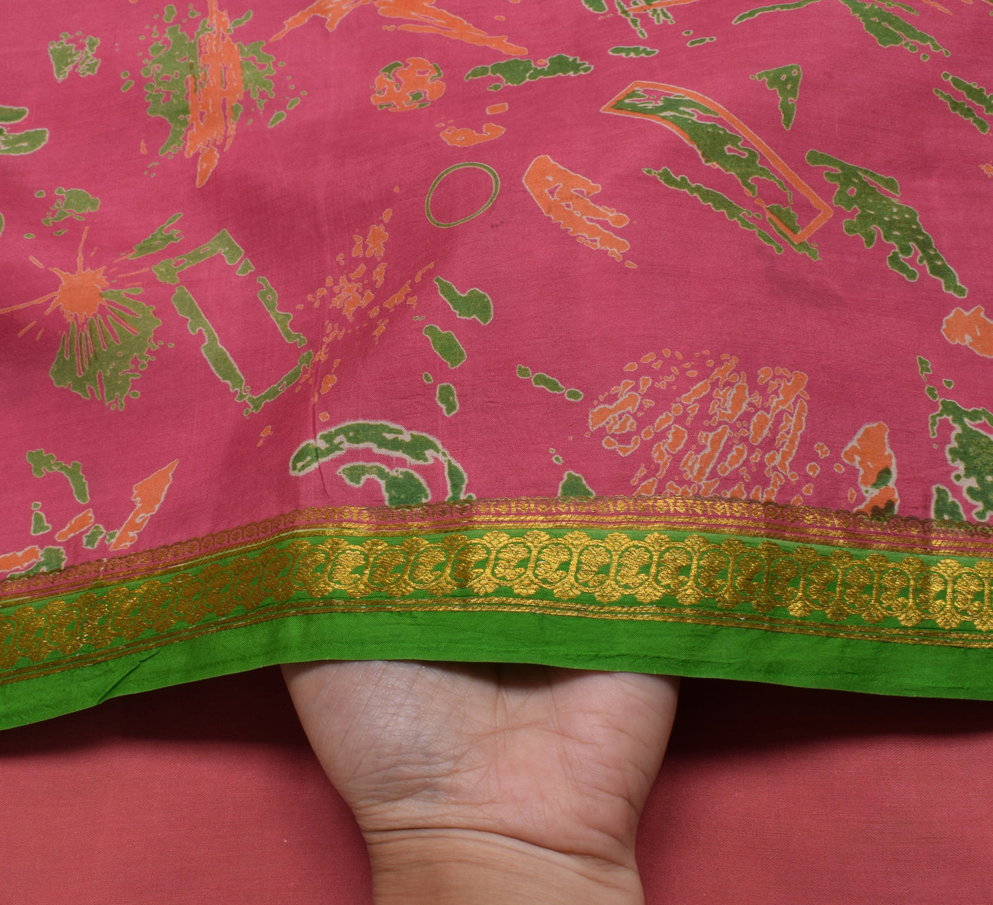 Sushila Vintage Dark Pink Scrap Saree 100% Pure Silk Printed 5 Yard Sari Fabric