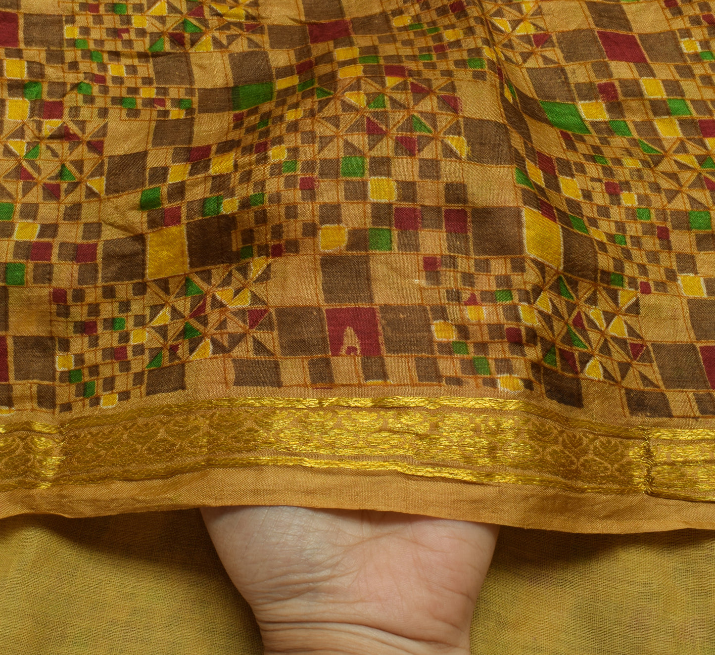 Sushila Vintage Green Scrap Saree 100% Pure Silk Printed 5 Yard Sari Fabric