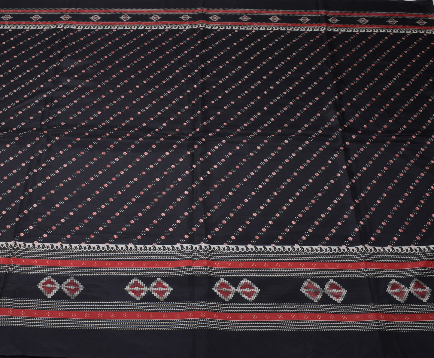 Sushila Vintage Black Scrap Saree Blend Silk Printed Floral 5 Yard Sari Fabric