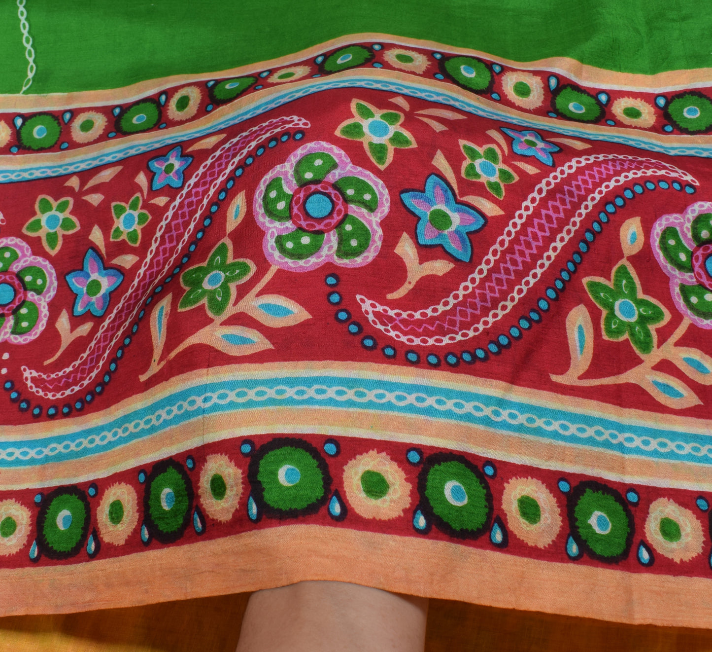 Sushila Vintage Green Scrap Saree 100% Pure Silk Printed Floral Sari Fabric