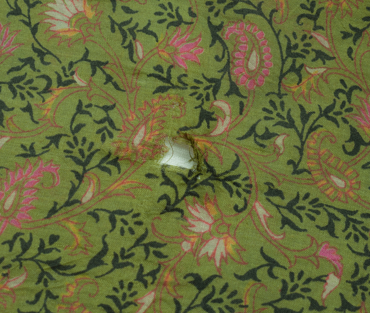 Sushila Vintage Green Scrap Saree 100% Pure Silk Printed Floral Sari Fabric