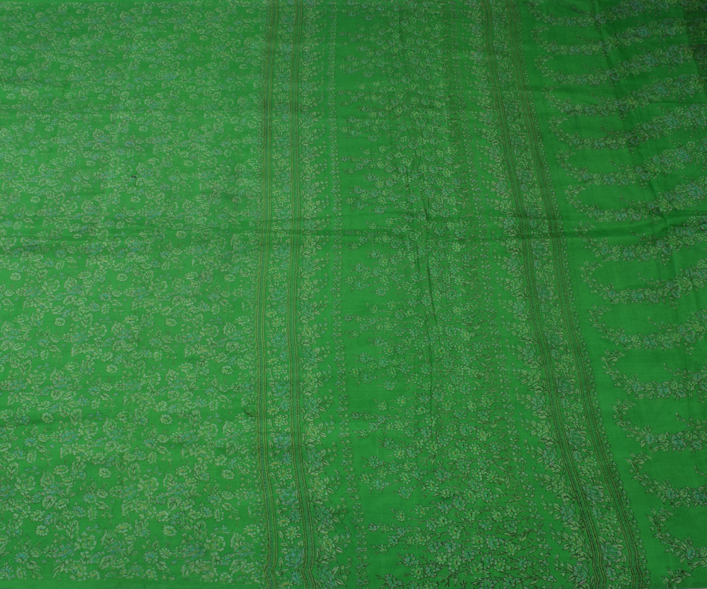 Sushila Vintage Green Scrap Saree 100% Pure Silk Printed Floral Sari Fabric