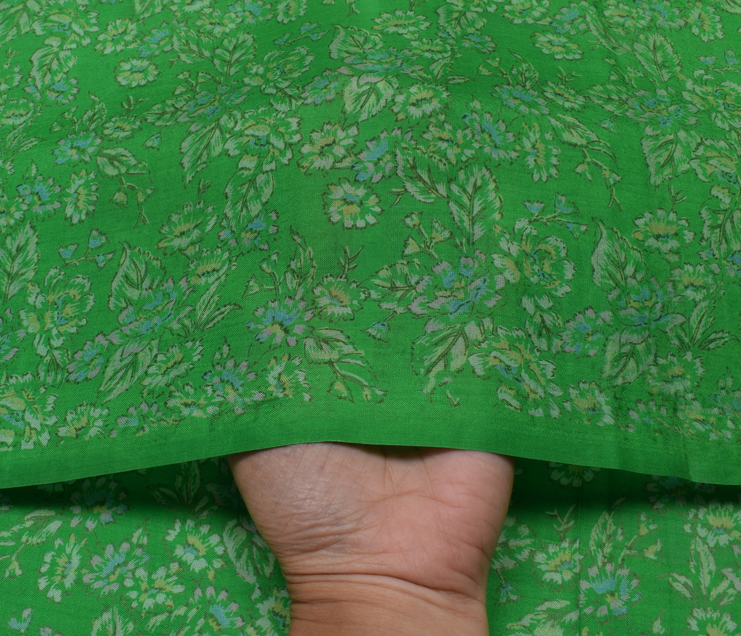 Sushila Vintage Green Scrap Saree 100% Pure Silk Printed Floral Sari Fabric