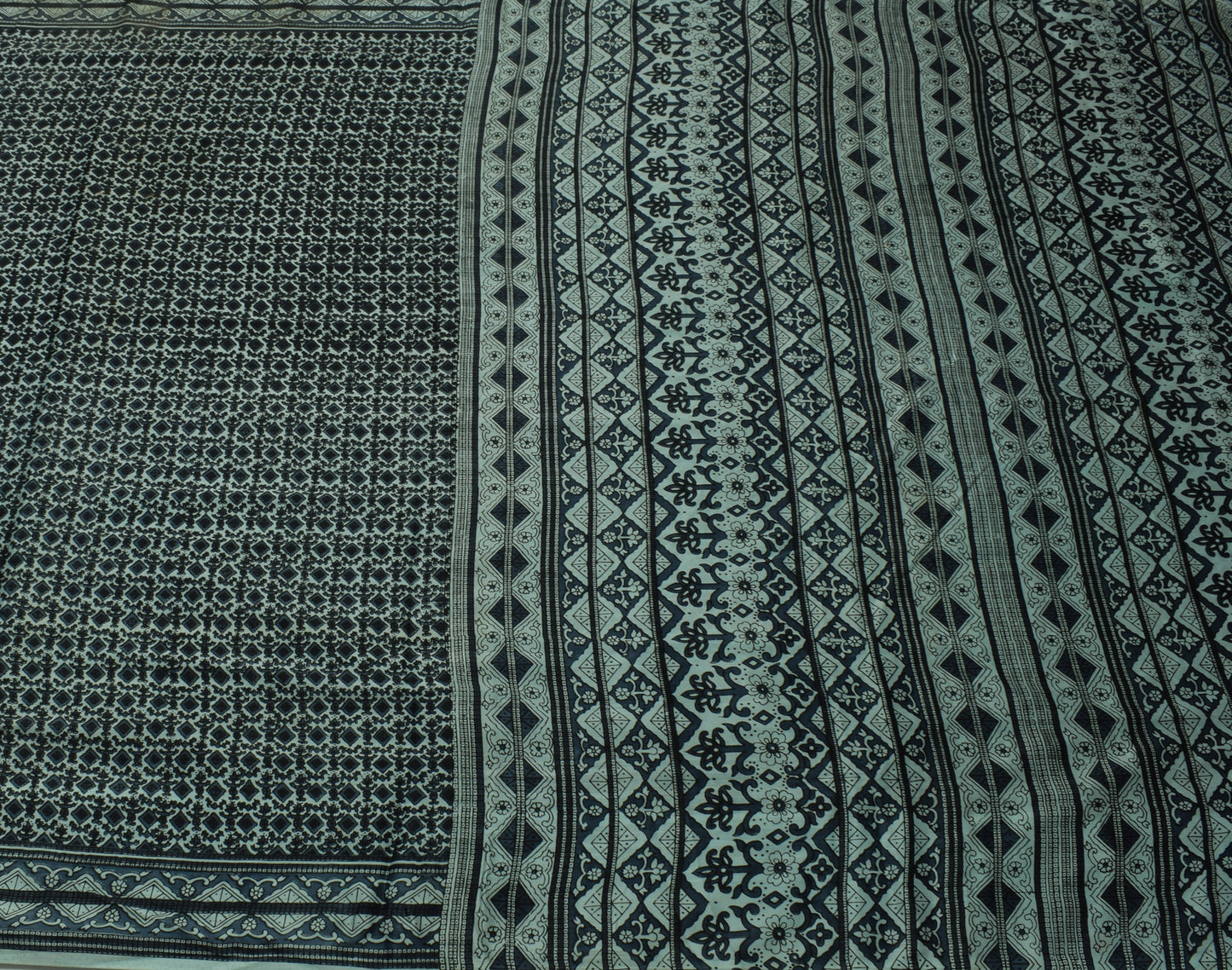 Sushila Vintage Indian Scrap Saree Blend Silk Printed 5 Yard Sari Craft Fabric