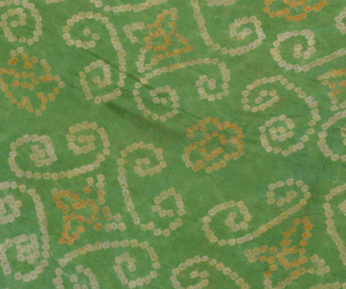 Sushila Vintage Green Scrap Saree 100% Pure Silk Bandhani Printed Sari Fabric