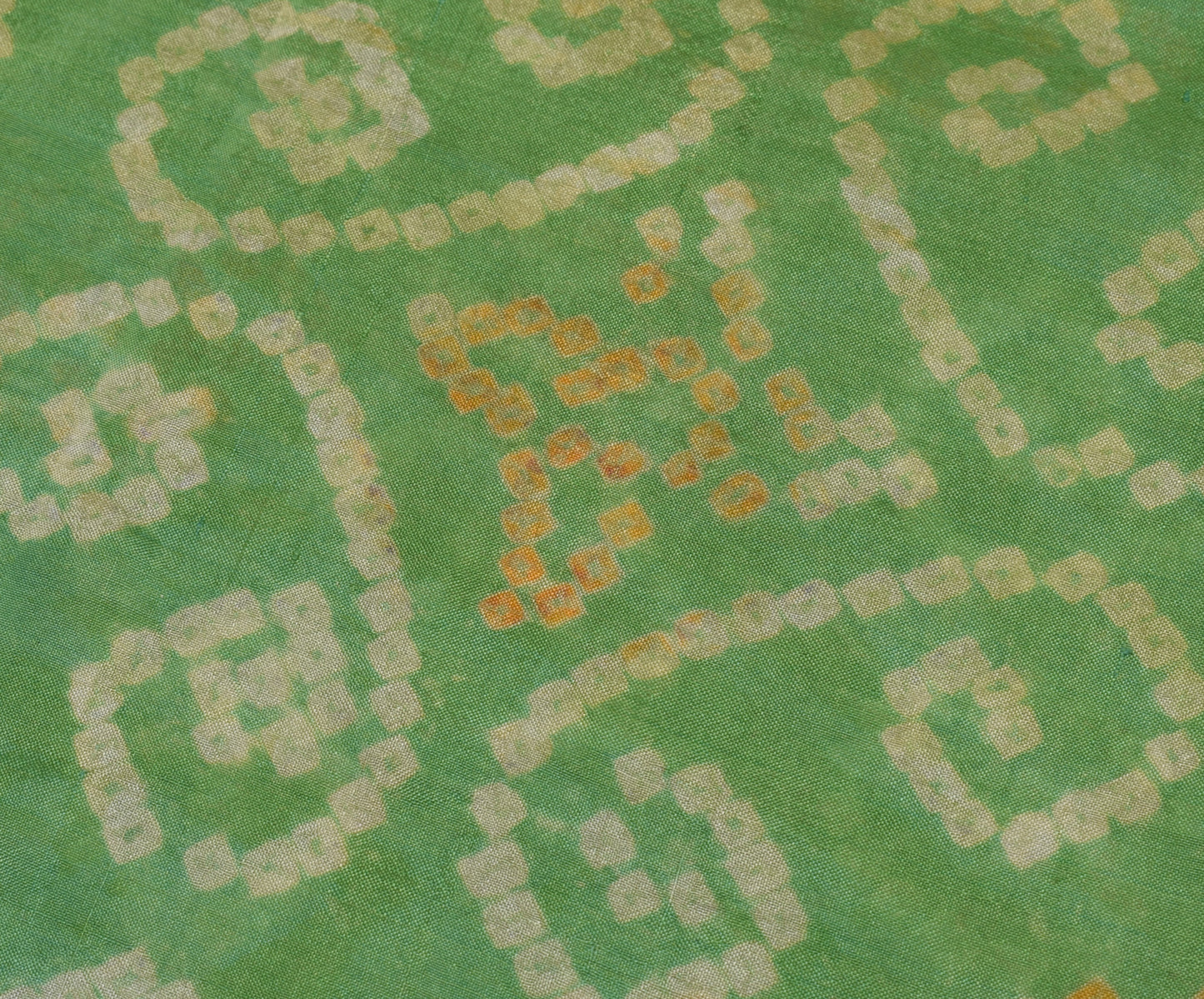 Sushila Vintage Green Scrap Saree 100% Pure Silk Bandhani Printed Sari Fabric
