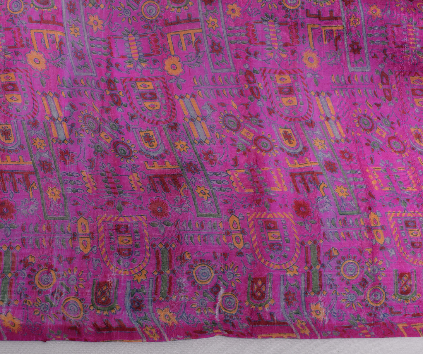 Sushila Vintage Magenta Scrap Saree 100% Pure Silk Printed Floral Sari Fabric