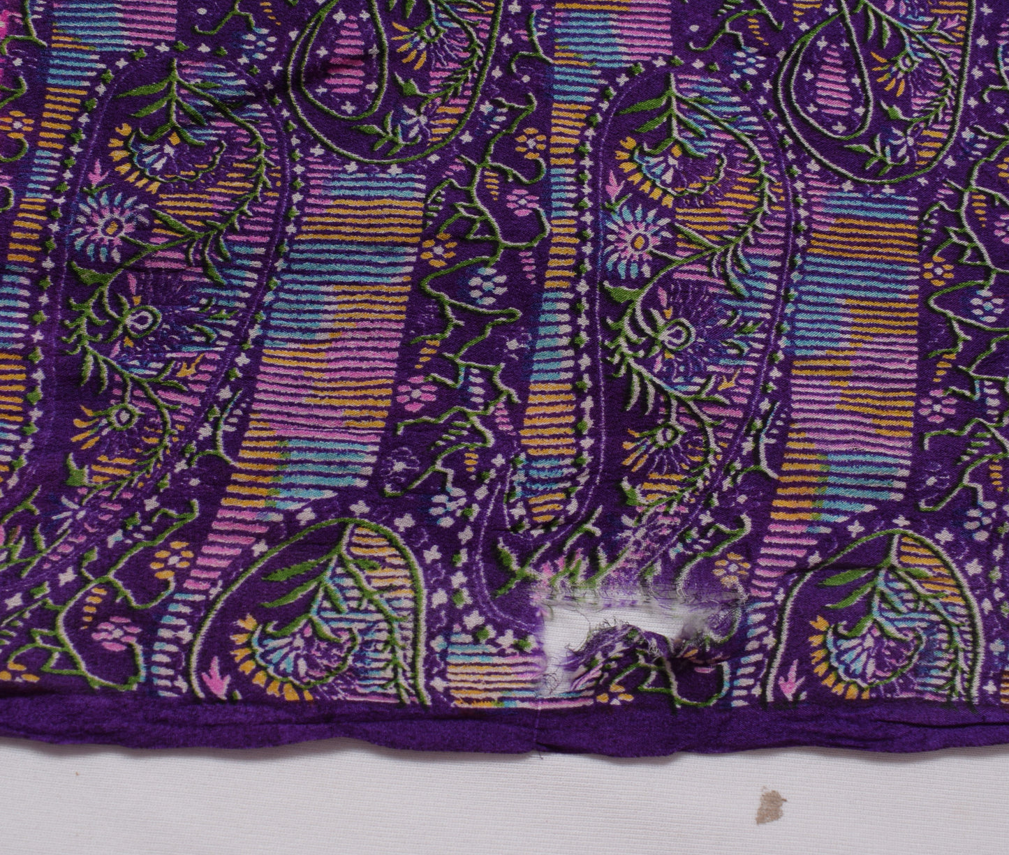 Sushila Vintage Magenta Scrap Saree Pure Georgette Printed Paisley Sari Fabric