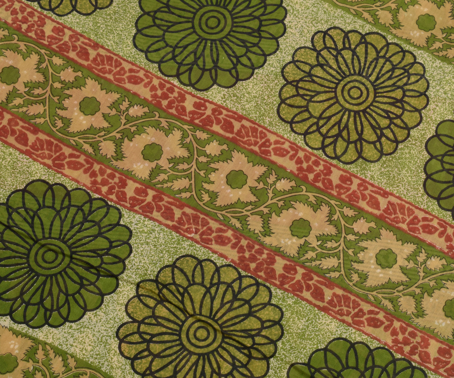 Sushila Vintage Green Scrap Saree 100% Pure Cotton Printed Floral Sari Fabric