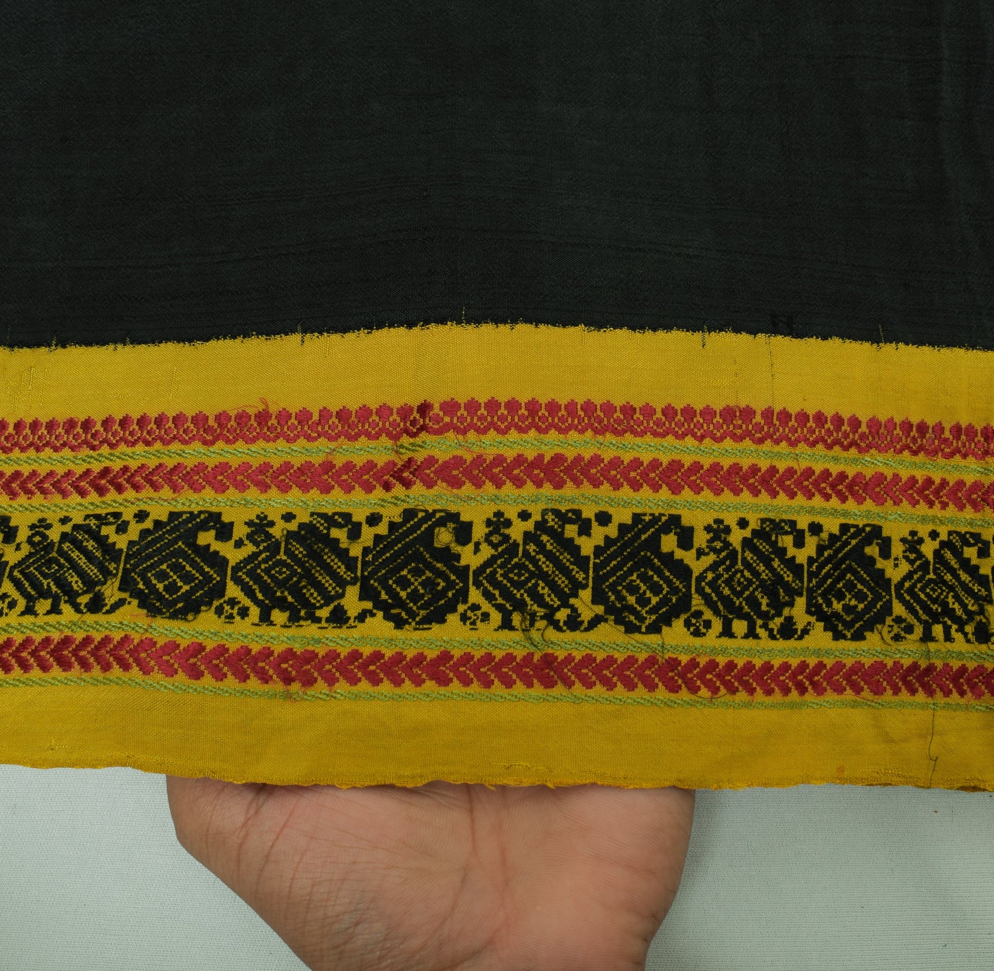 Sushila Vintage Black Saree Handwoven Peacock Border Pallu Pure Silk Sari Fabric
